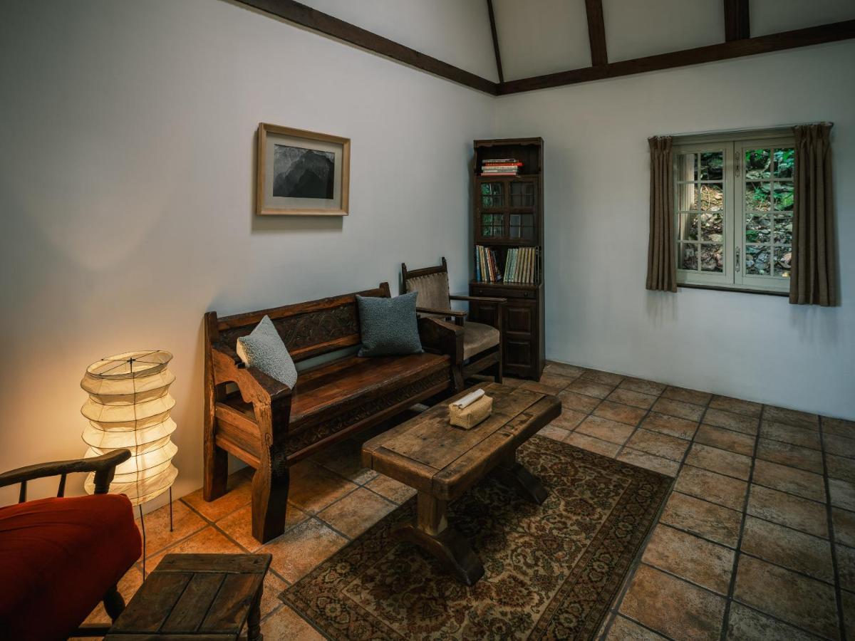 Deep Breath B&B Fengshan  Exterior photo